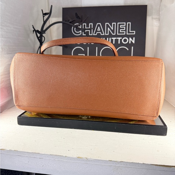 Coach Tan Leather Tote with Gold Accents - Picture 8 of 11